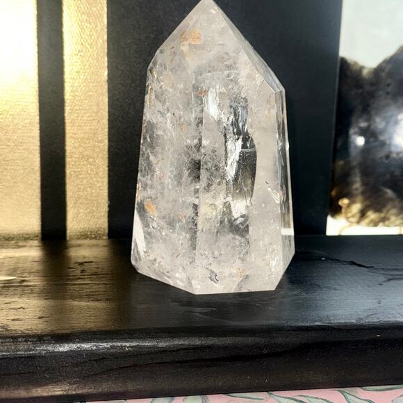 Premier Brazilian Clear Quartz Tower with Rainbows & Inclusions 781 g - Picture 5 of 7